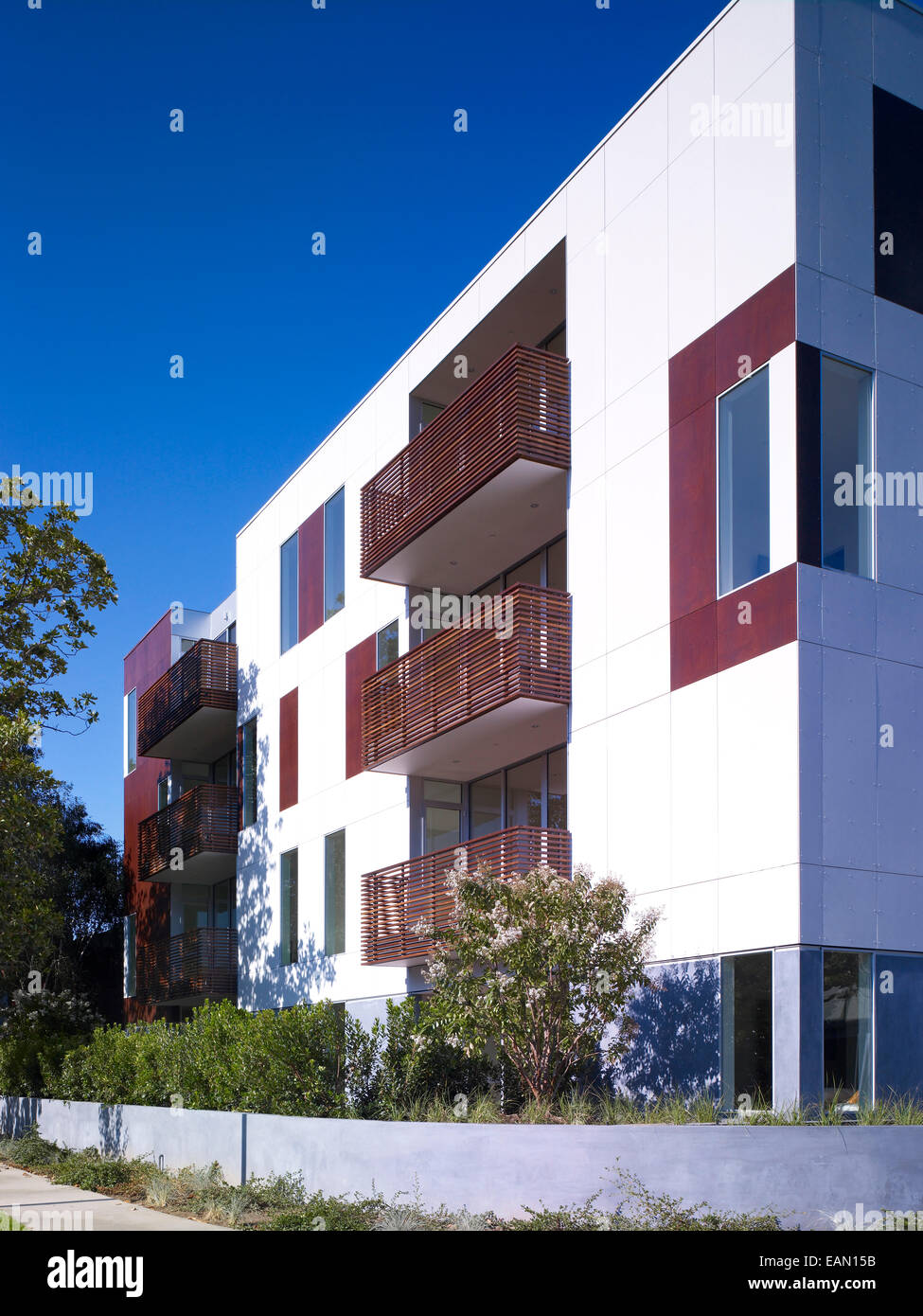 Exterior of Woodbridge 12 Condominiums, Studio City, Southern California, USA Stock Photo