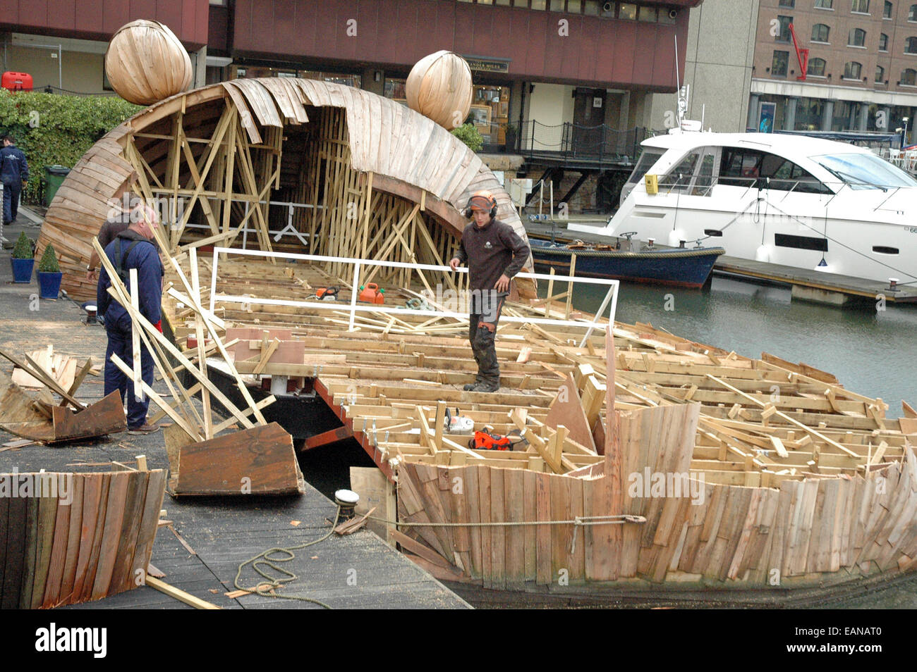 Knackers yard hires stock photography and images Alamy