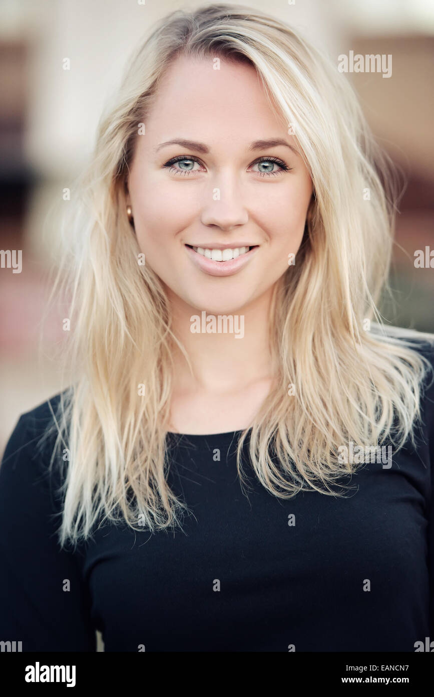 Blonde girl portrait hi-res stock photography and images - Alamy