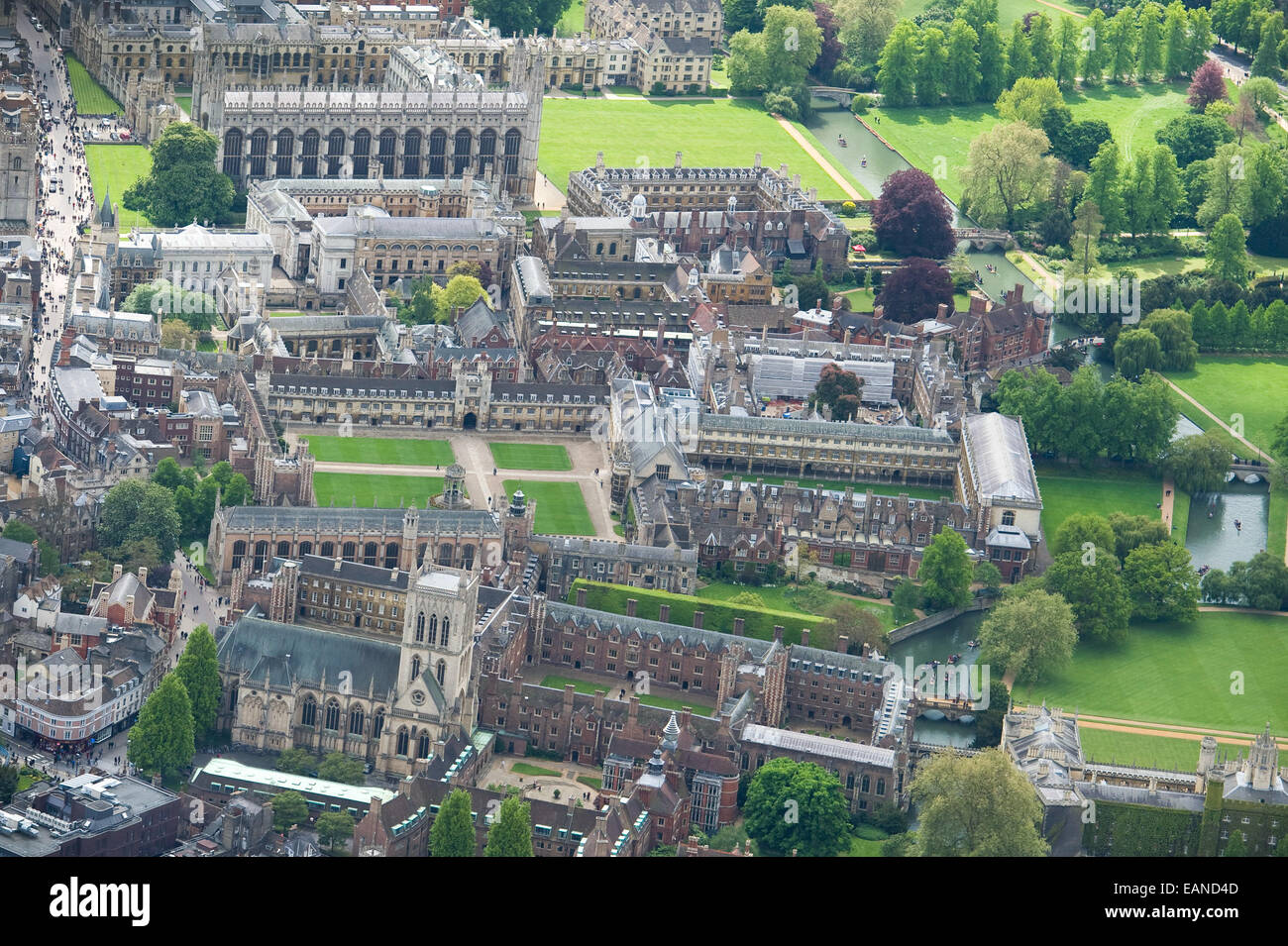 CAMBRIDGE UNIVERSITY FROM THE AIR SHOWING THE BACKS AND THE COLLEGES ...
