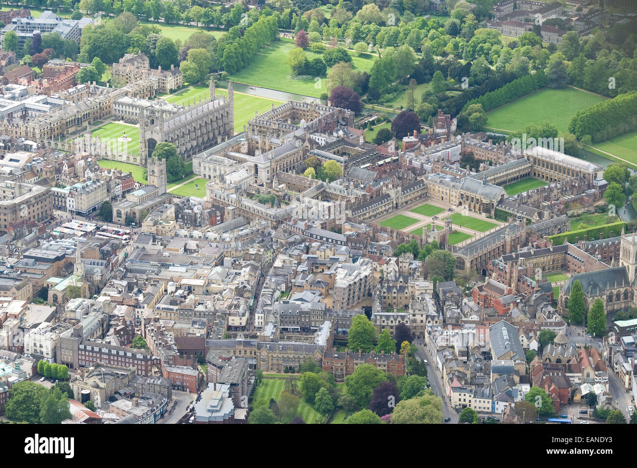 CAMBRIDGE UNIVERSITY FROM THE AIR SHOWING THE BACKS AND THE COLLEGES ...