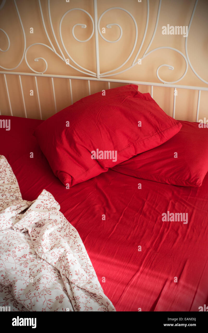 Sheet of sheets hires stock photography and images Alamy