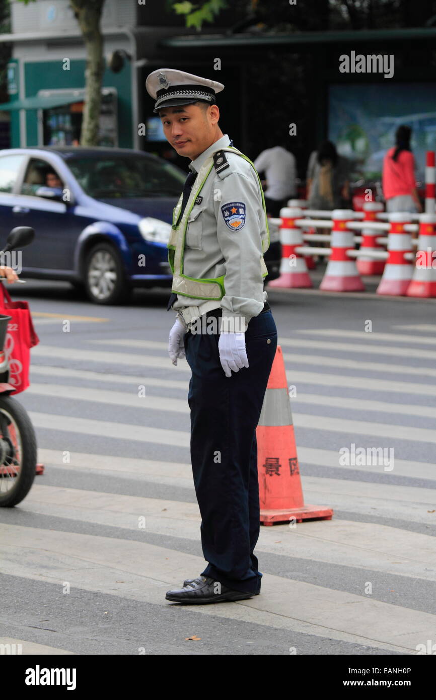 chinese police uniform