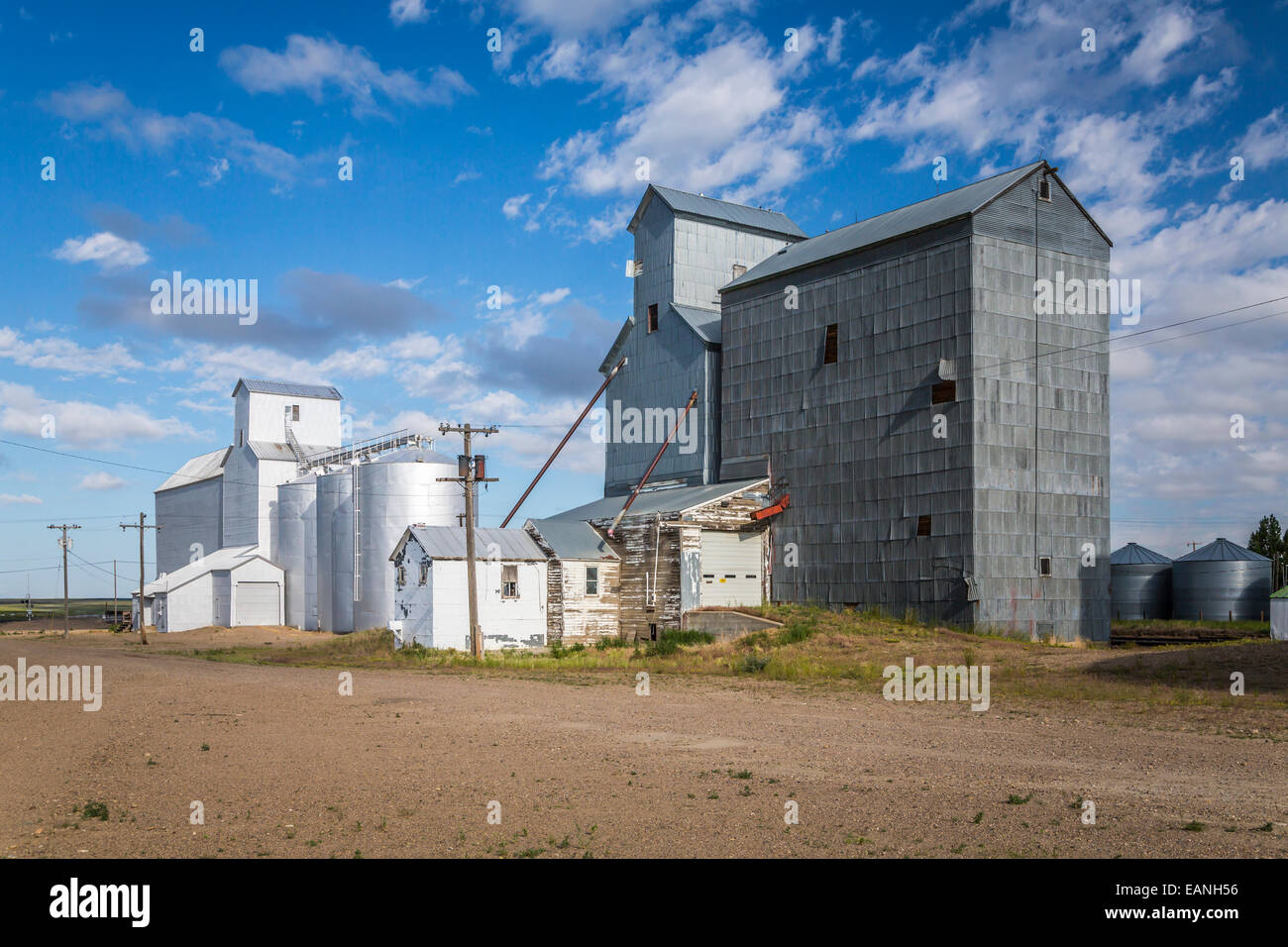 Inland grain storage bins near Gildford, Montana, USA Stock Photo Alamy