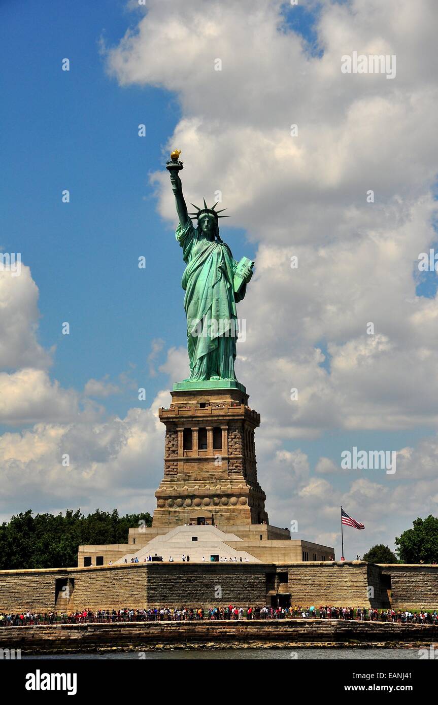 NYC The Statue of Liberty on Bedloe Island stands at the entrance to