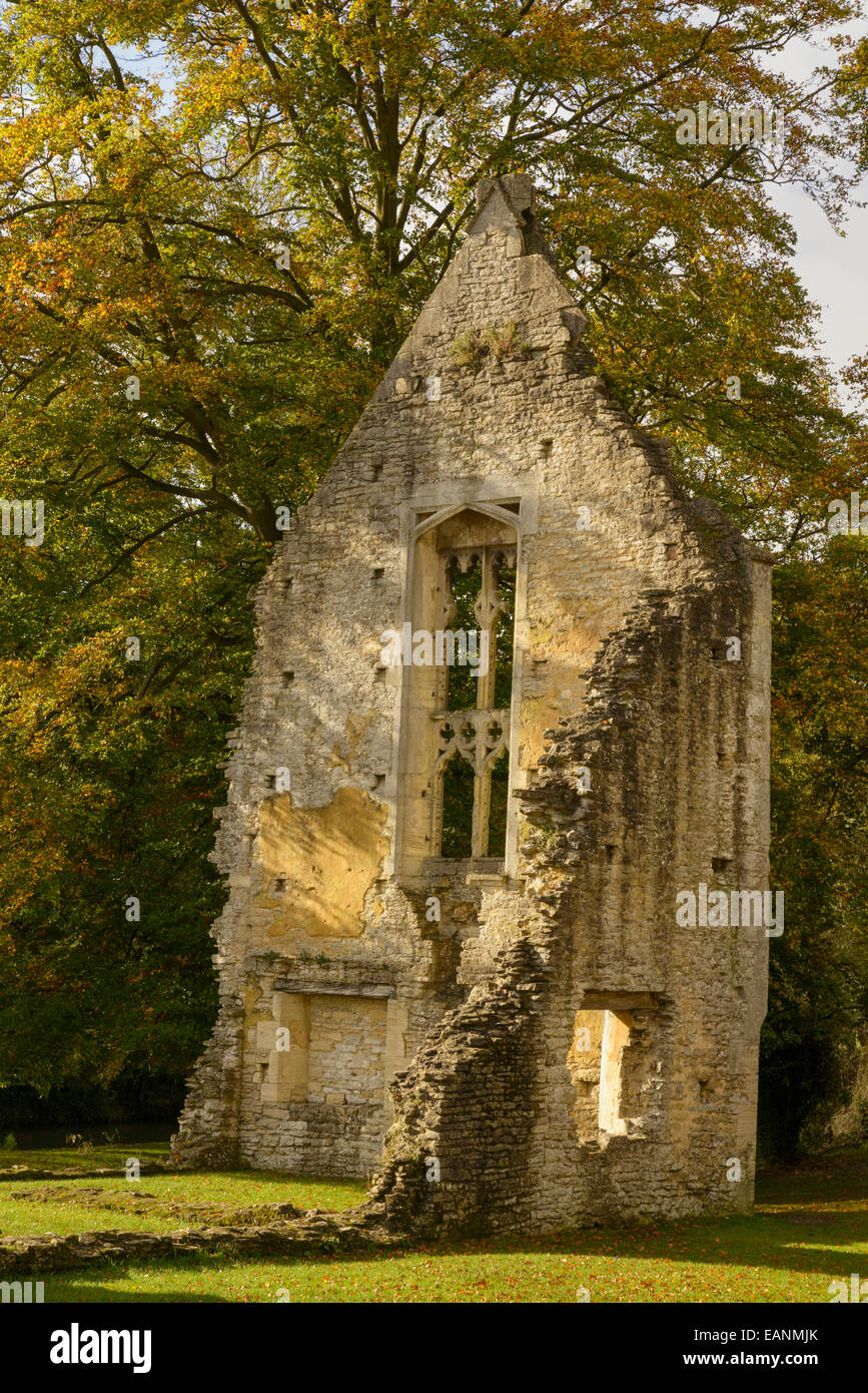 Ruins of Minster Lovell Hall Oxfordshire England UK Stock Photo Alamy