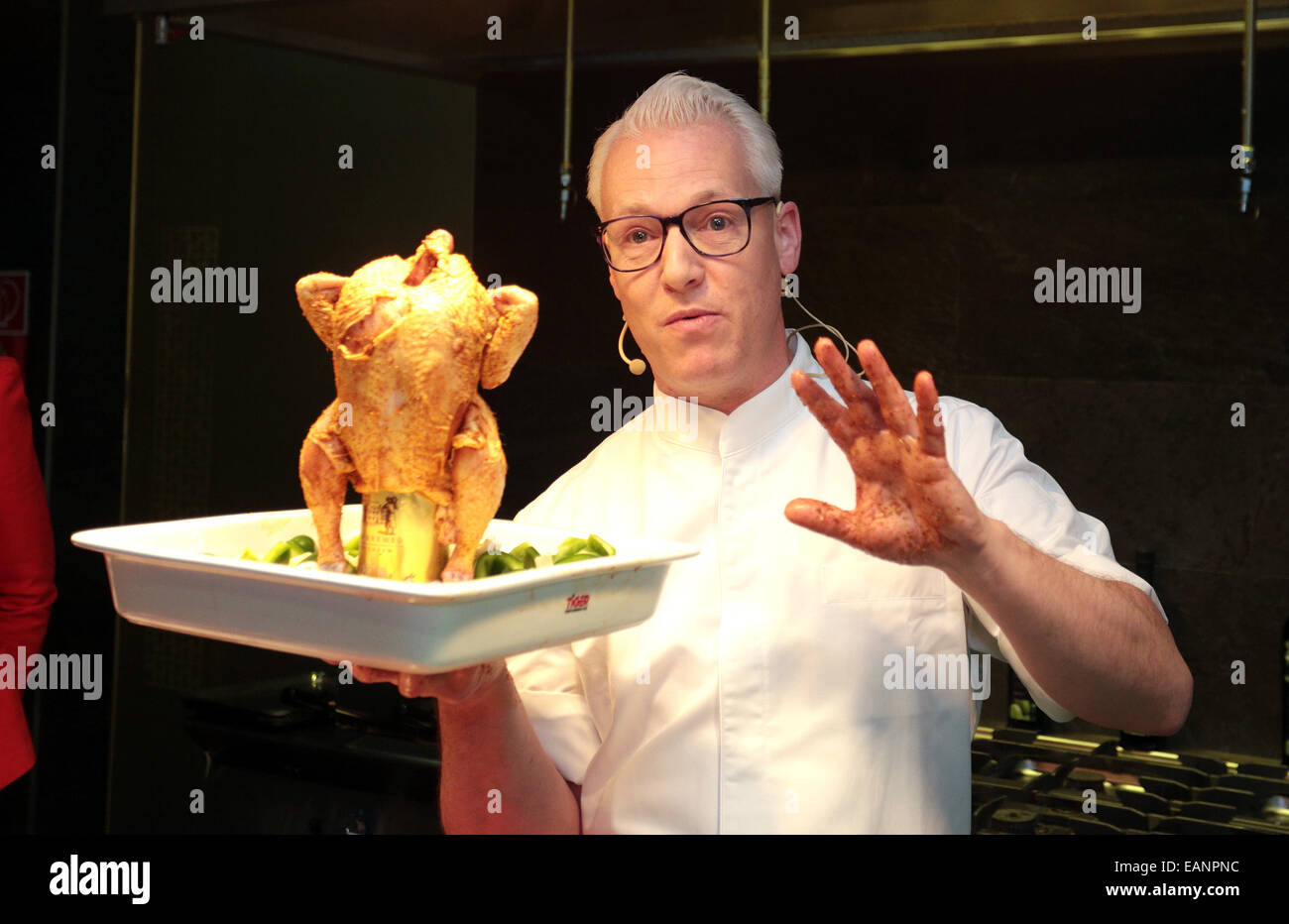 Rudolph van veen dutch tv hi-res stock photography and images - Alamy