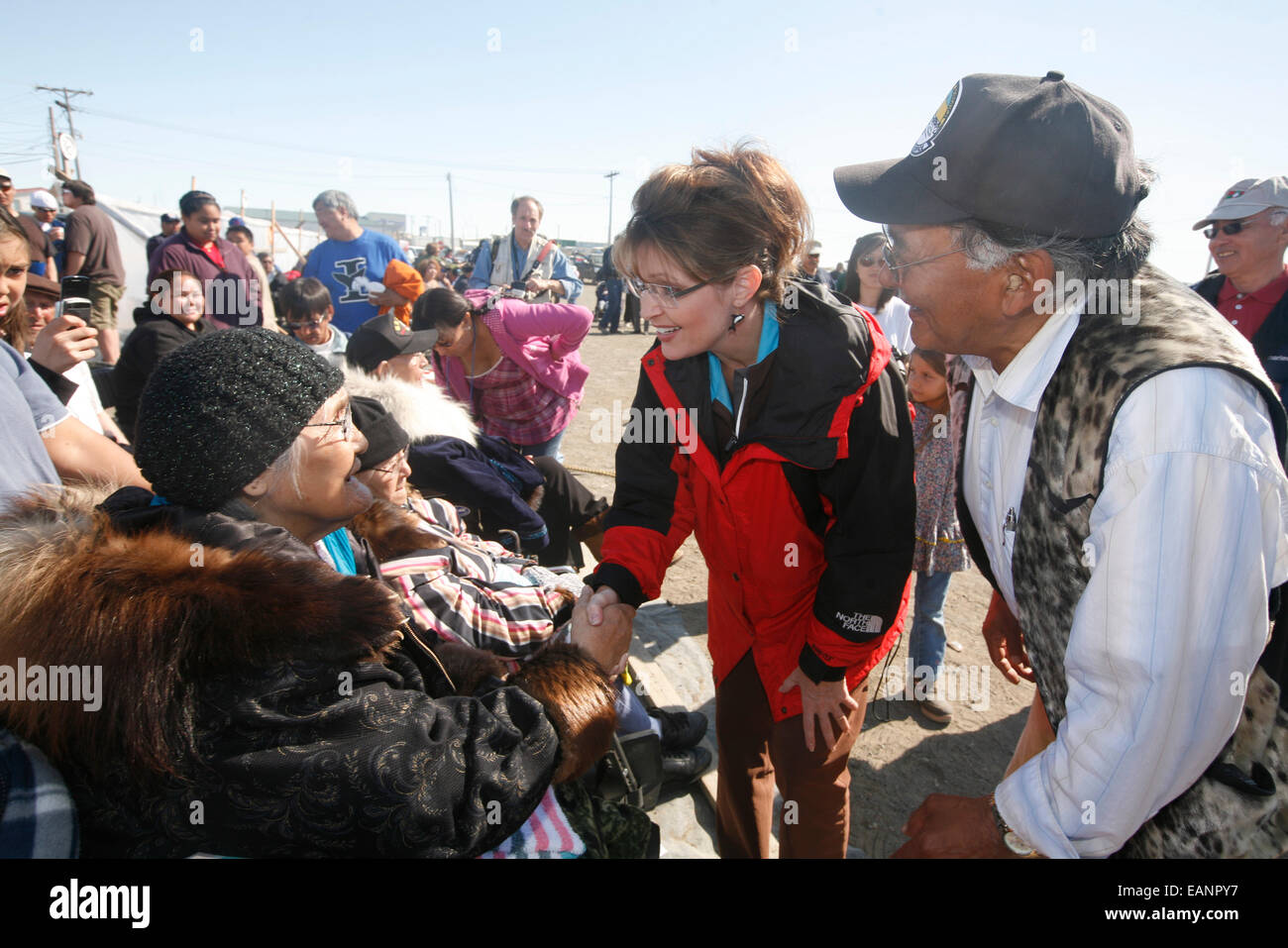 Governor Sarah Palin Speaks With An Elder During Her Visit To Point Barrow, Alaska June 30, 2008 Stock Photo