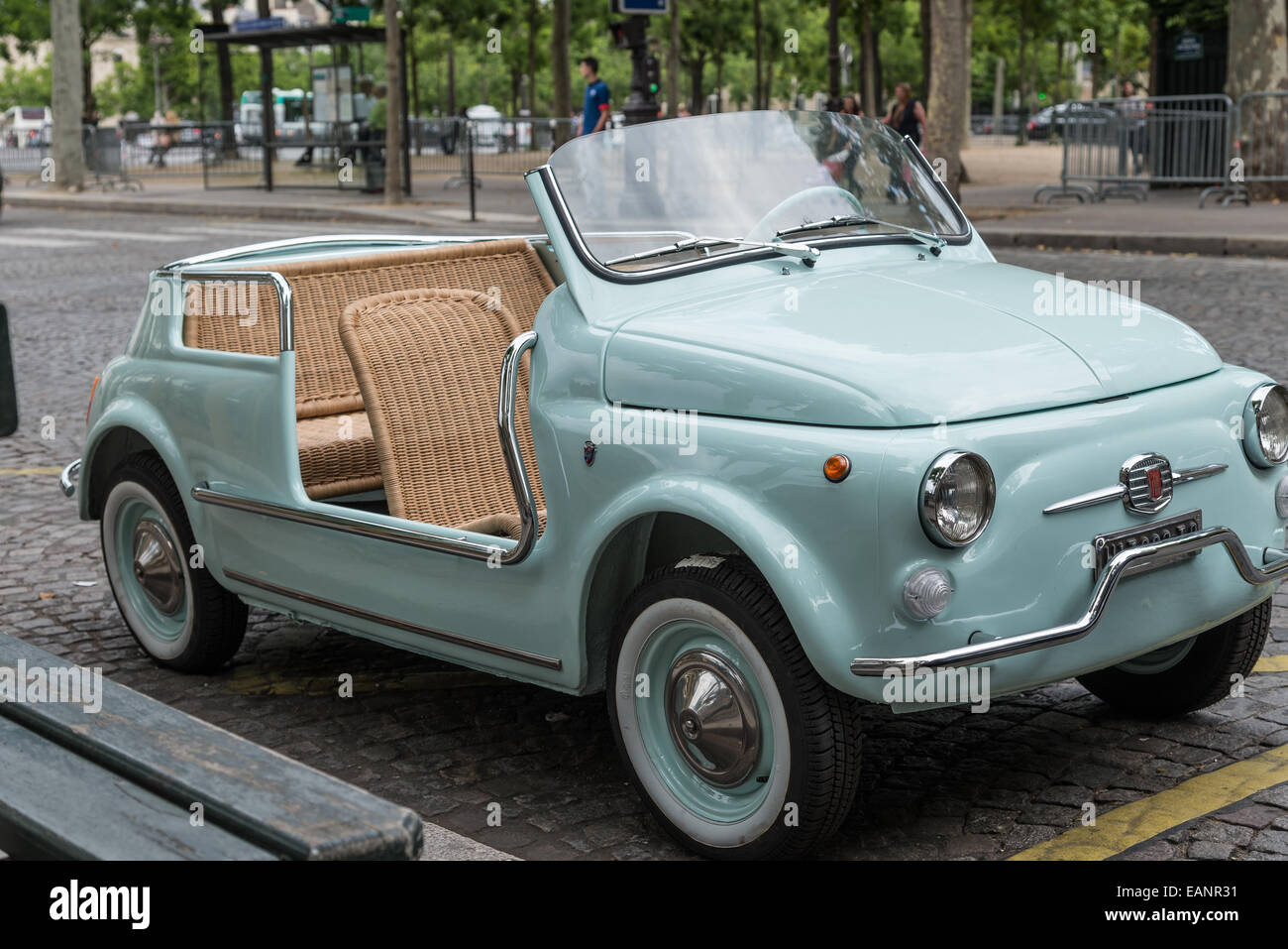 a-fiat-jolly-with-wicker-seats-found-on-the-streets-of-paris-france-EANR31.jpg