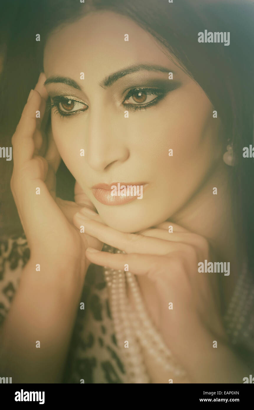 Portrait asian woman sad face hi-res stock photography and images - Alamy