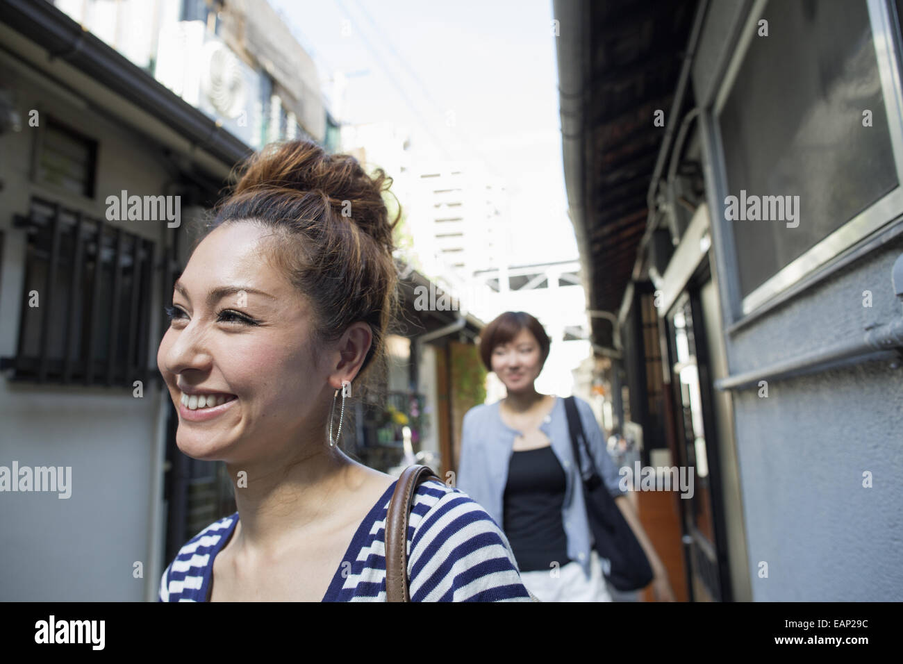 Two women standing outdoors hi-res stock photography and images - Alamy