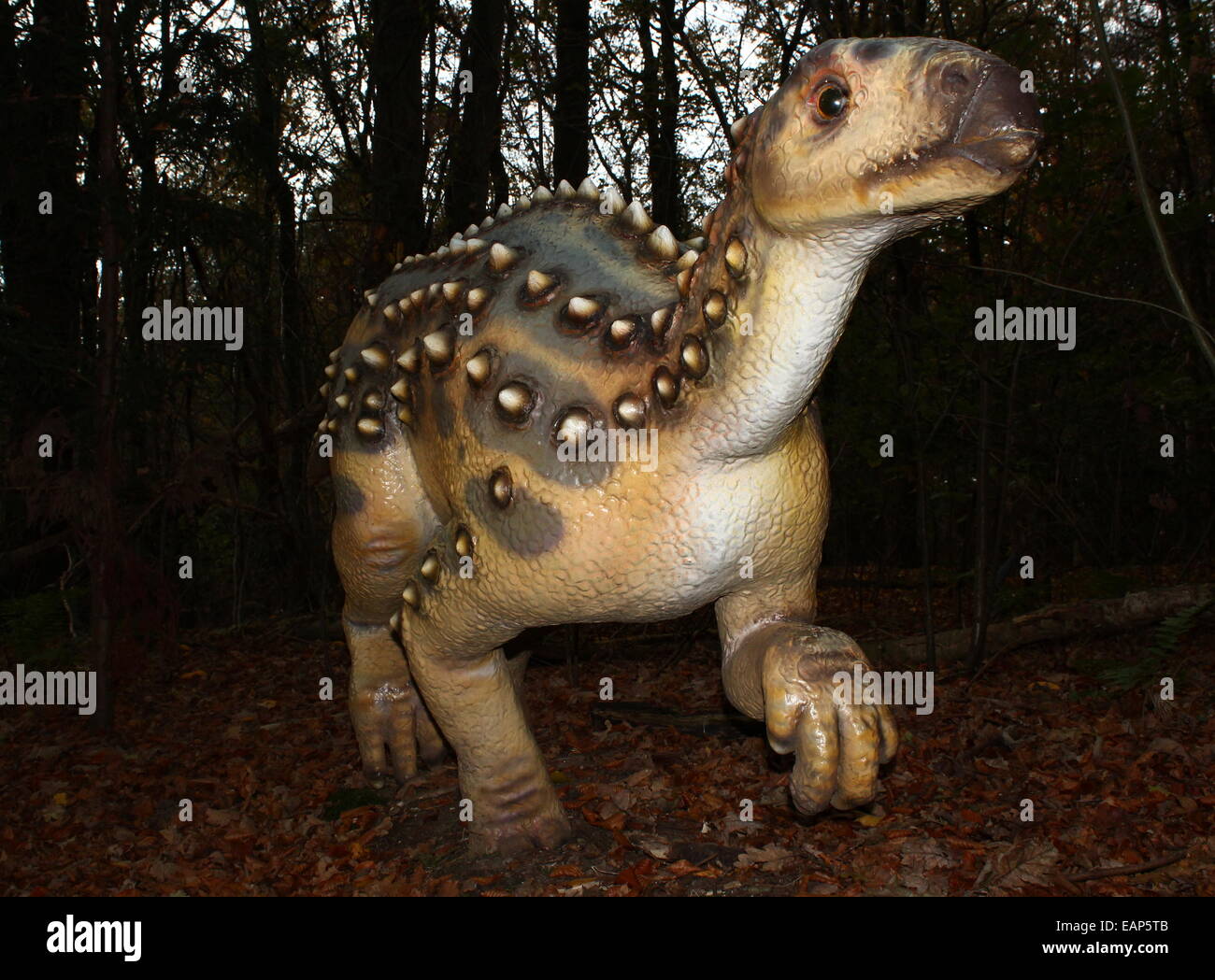 Model of a Jurassic era  Scelidodaurus.  Full-size and lifelike dino statue at  Dinopark Amersfoort Zoo, The Netherlands Stock Photo