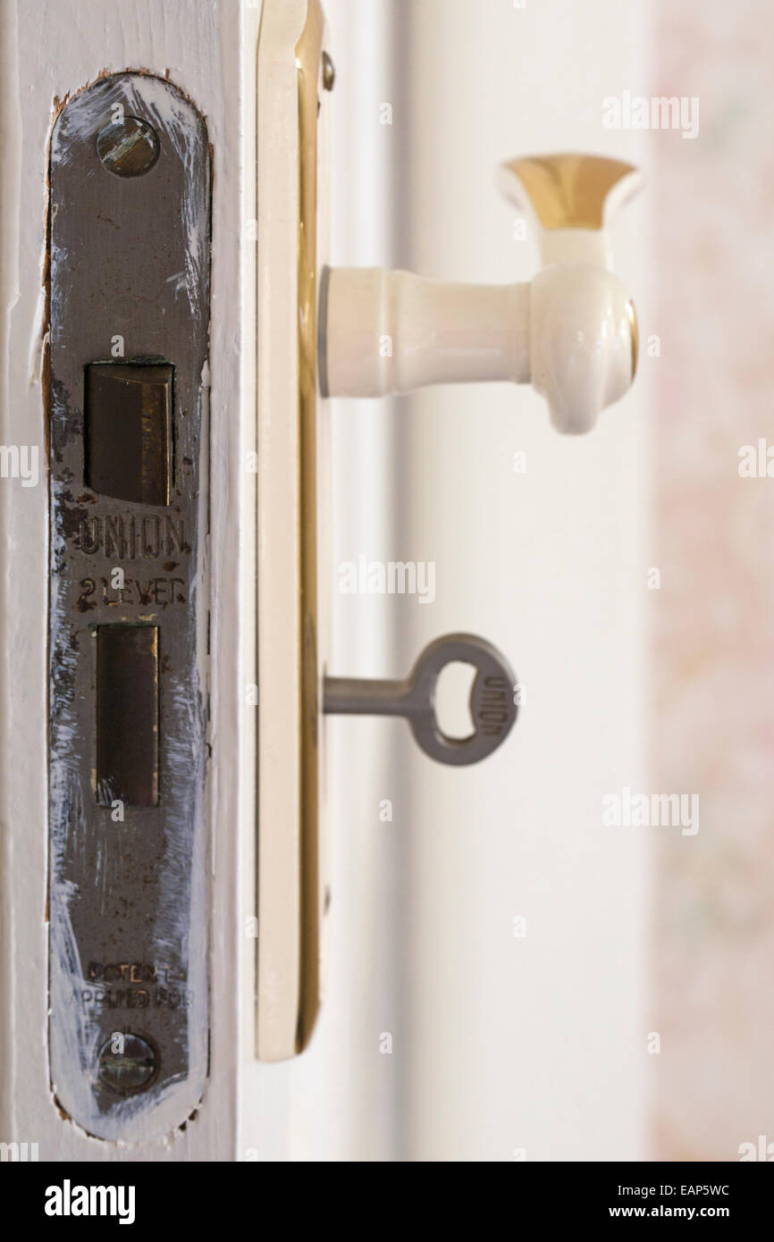 Cross Section Showing Open Interior Door With The Thin Edge