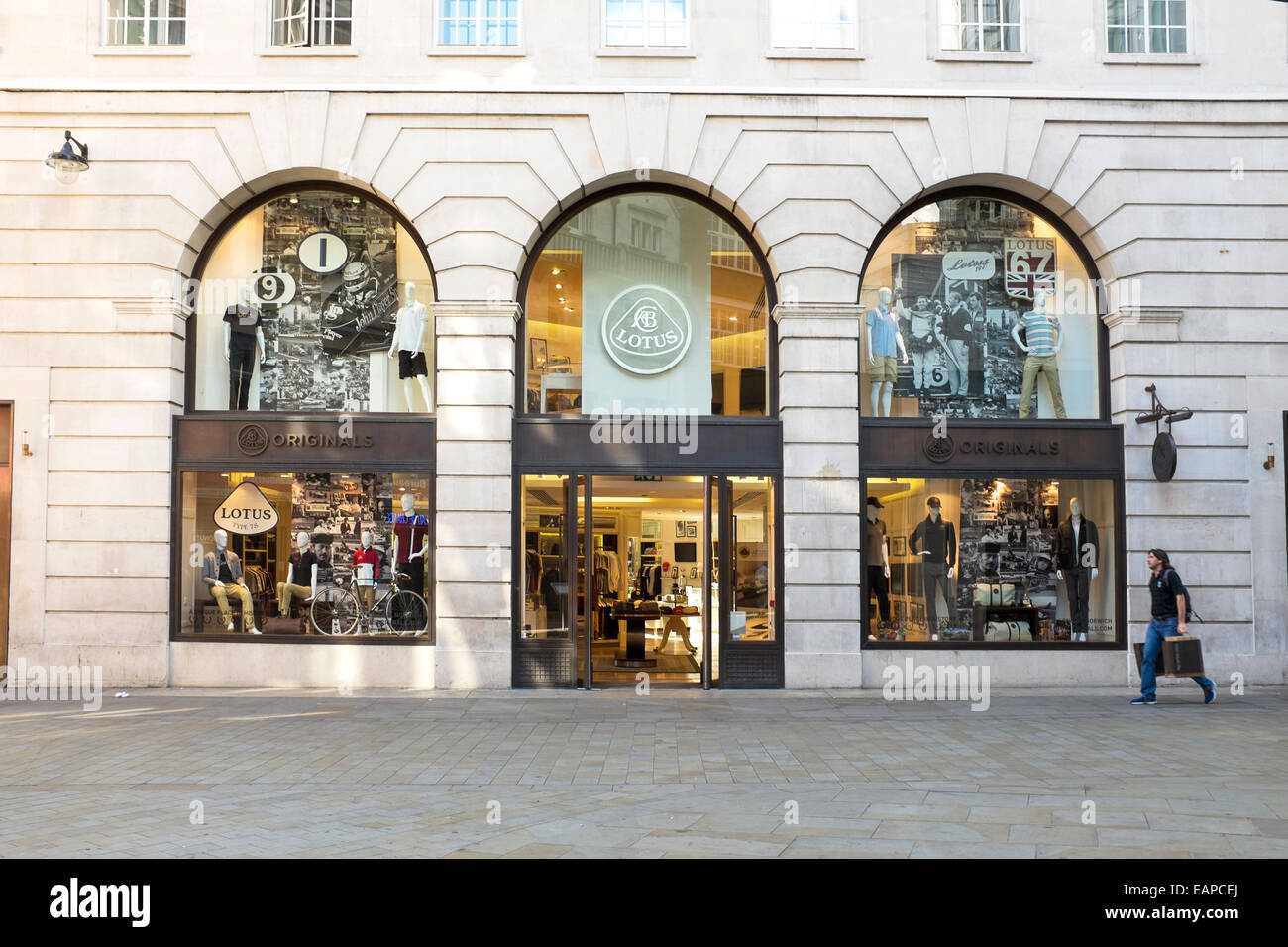Lotus Shop Piccadilly Circus London Stock Photo Alamy