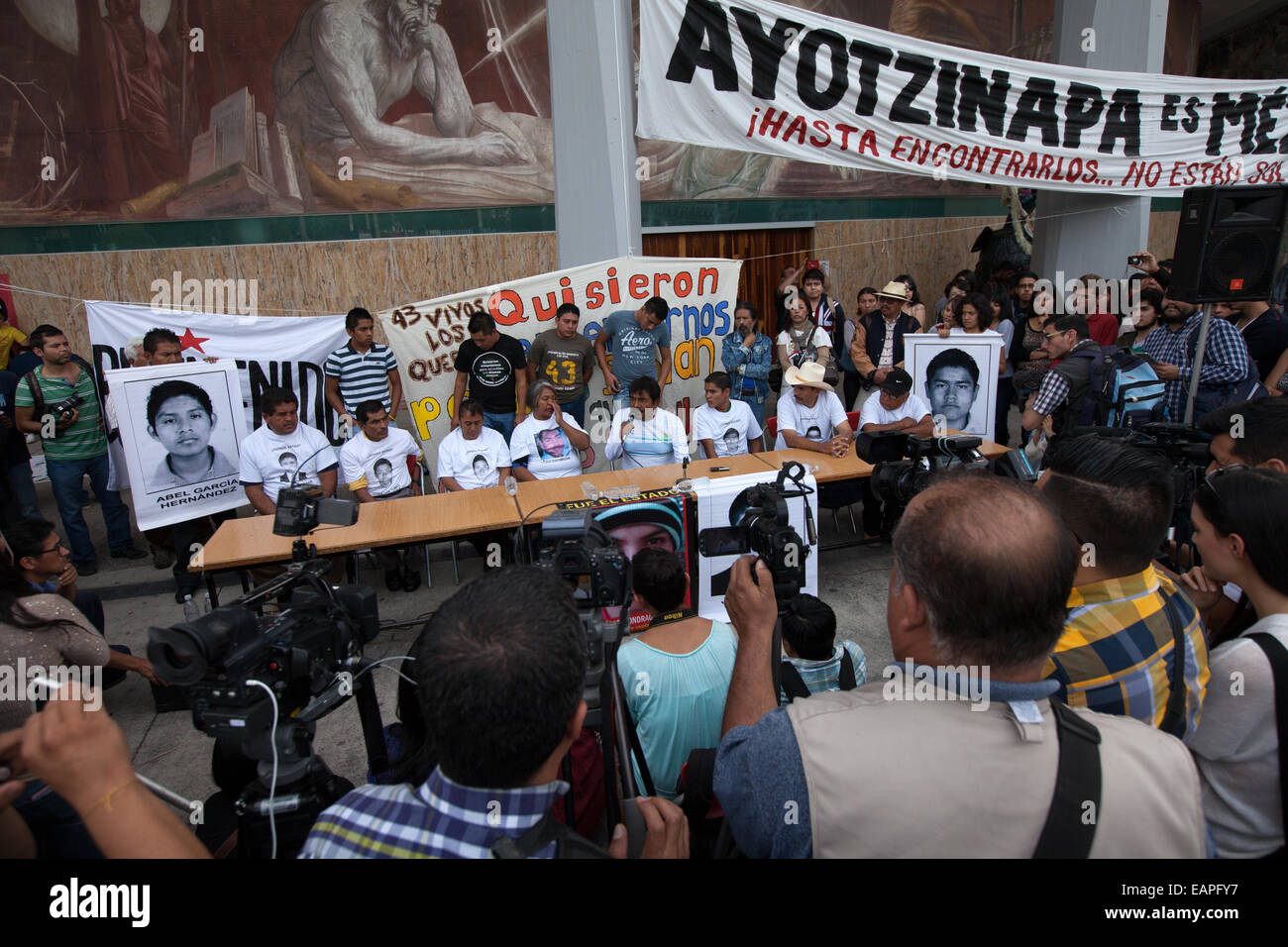 Cruz felipe de la hires stock photography and images Alamy