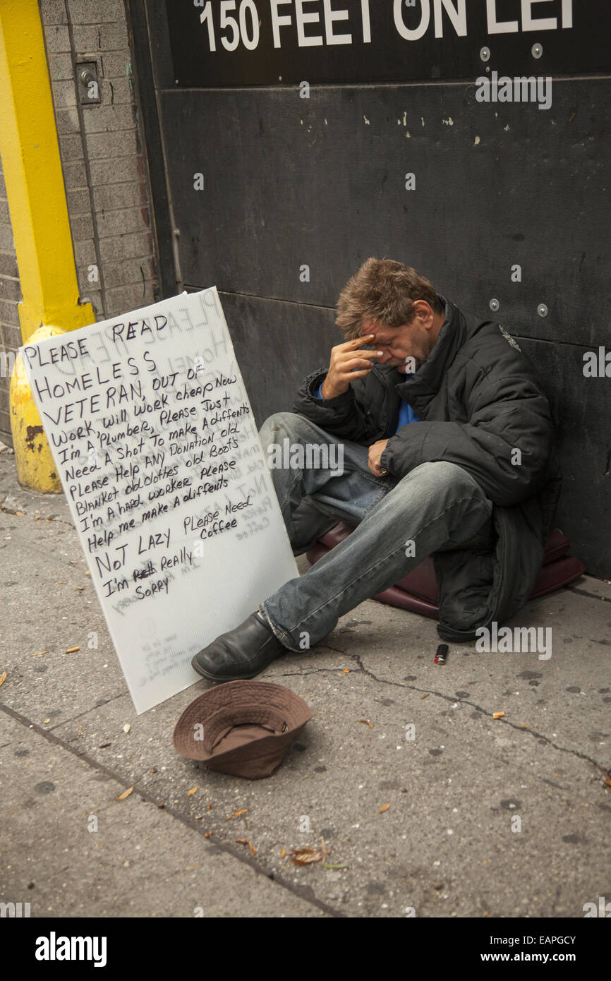 Homeless veterans hi-res stock photography and images - Alamy