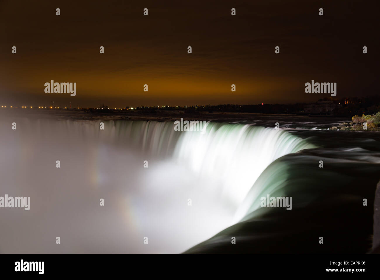 Closeup to the Horseshoe Falls at night Stock Photo Alamy