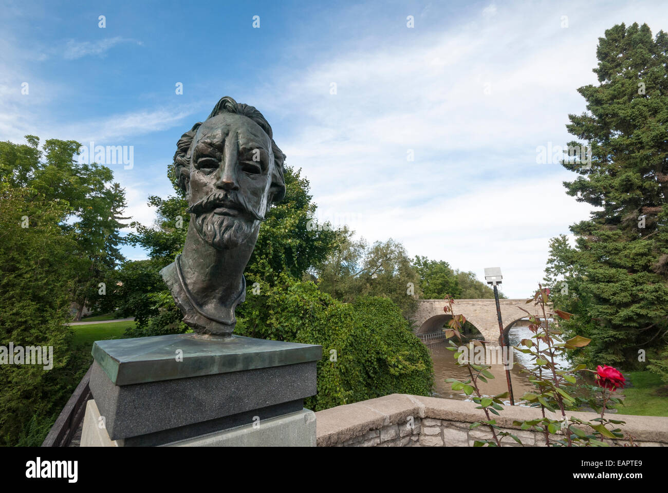 A bronze bust of William Shakespeare at the Shakespearian gardens in Stratford Ontario Canada Stock Photo