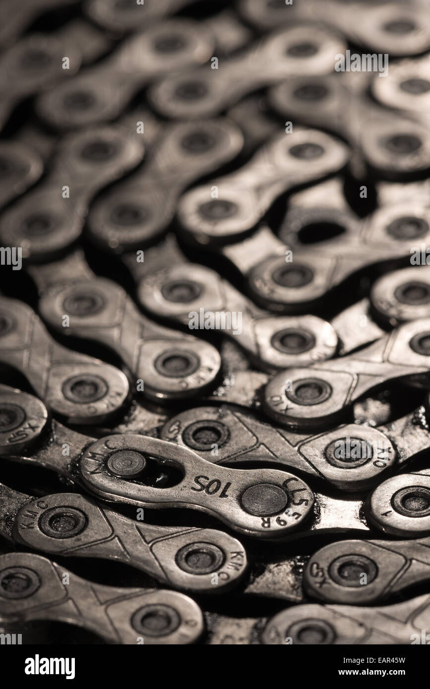 movable steel iron bush outer inner roller chain plate with shiny links