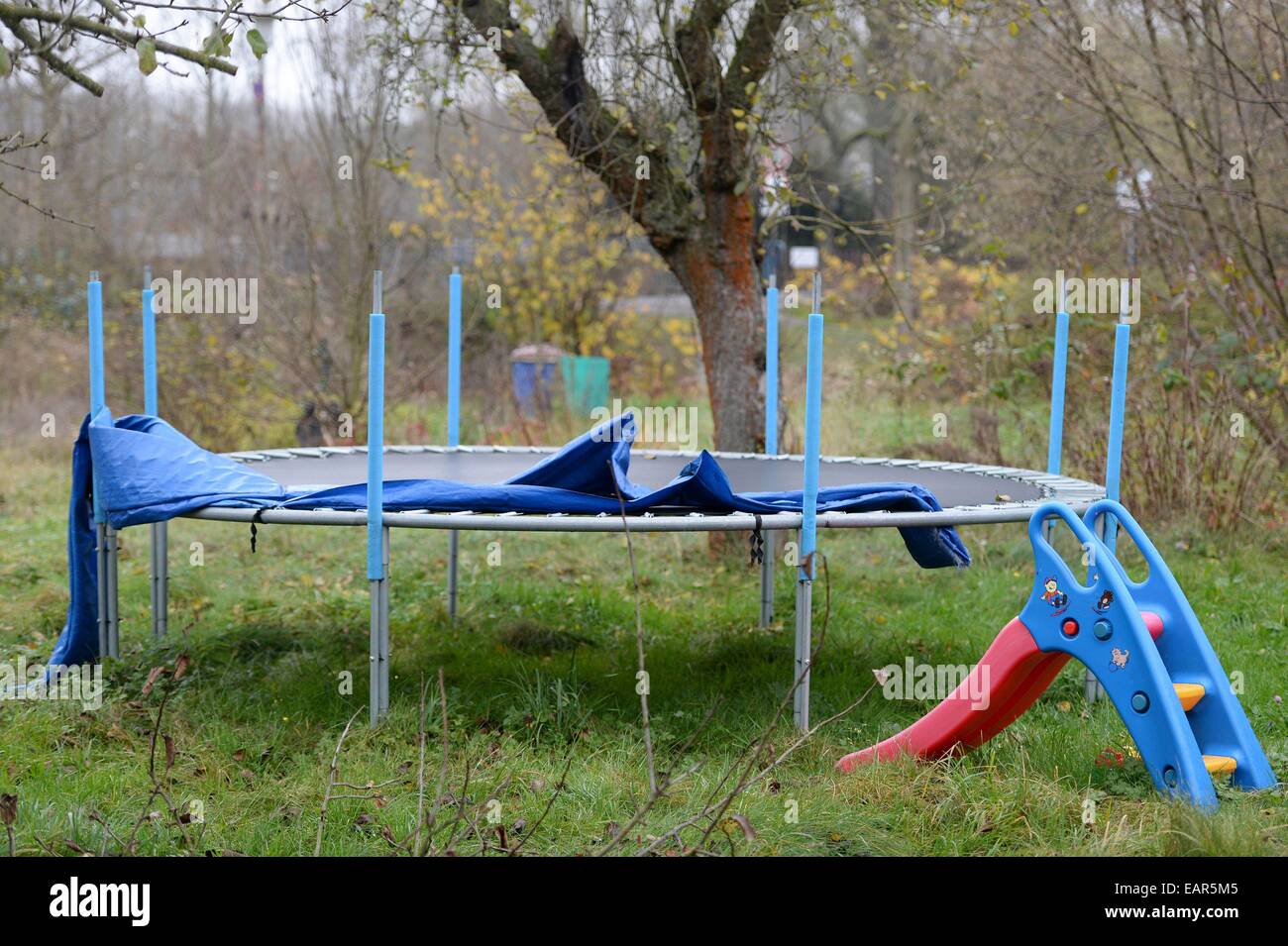 Trampoline in garden germany hi-res stock photography and images - Alamy