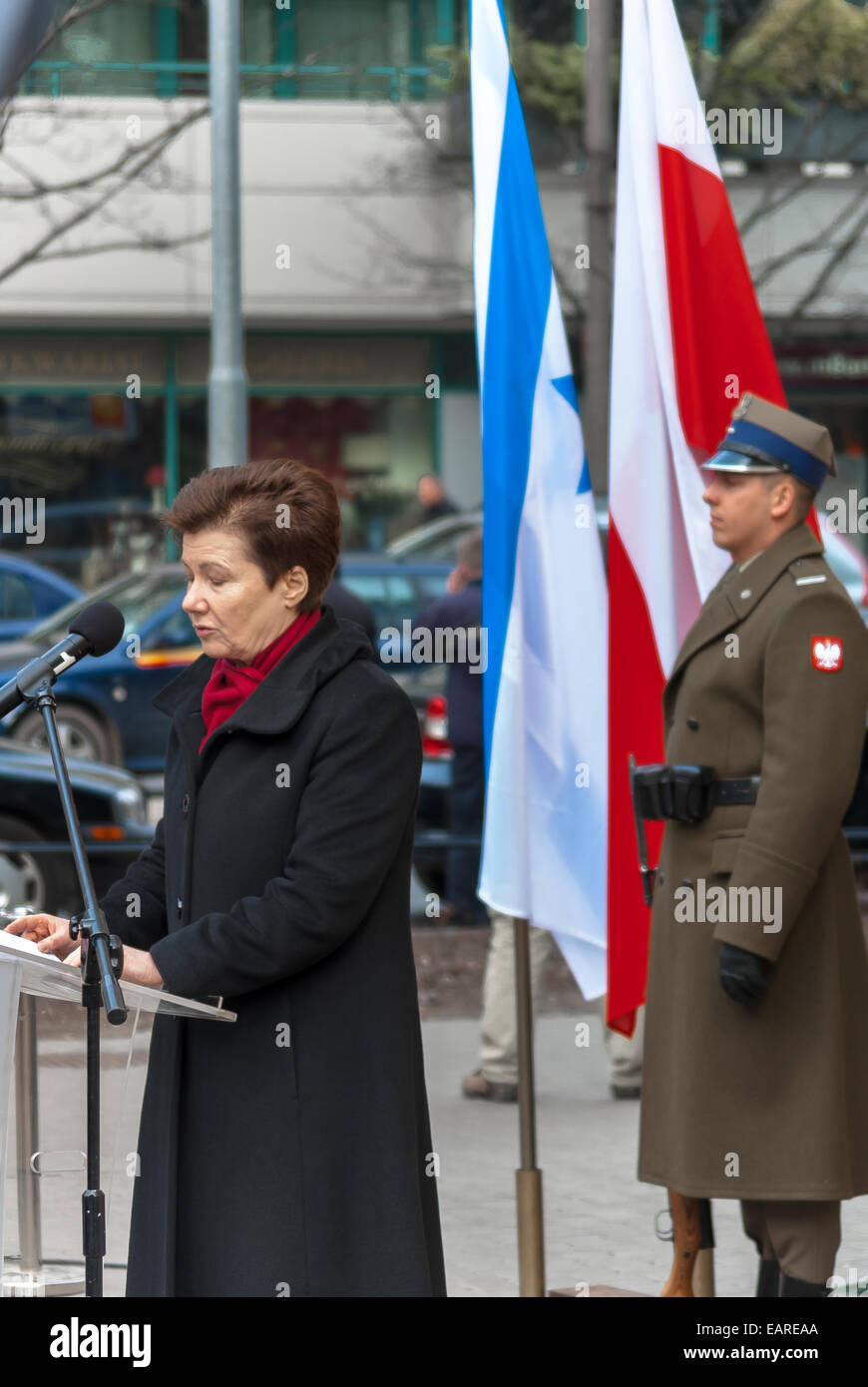 The Mayor of Warsaw Hanna Gronkiewicz-Waltz honours Jewish fighter killed in Ghetto Uprising - Warsaw, Poland. Stock Photo