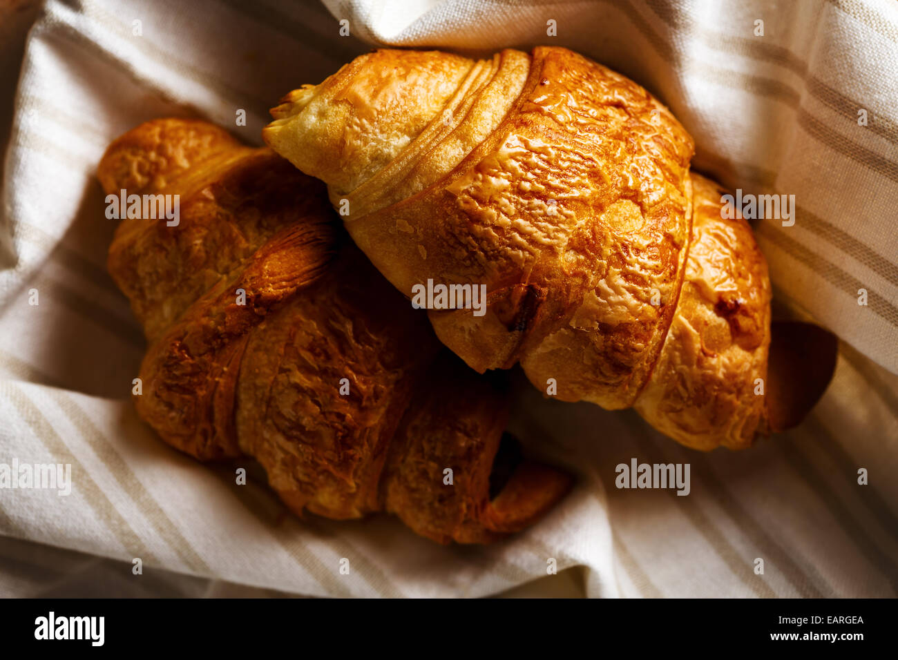 TASTY CROISSANT VIDEO visual data 8