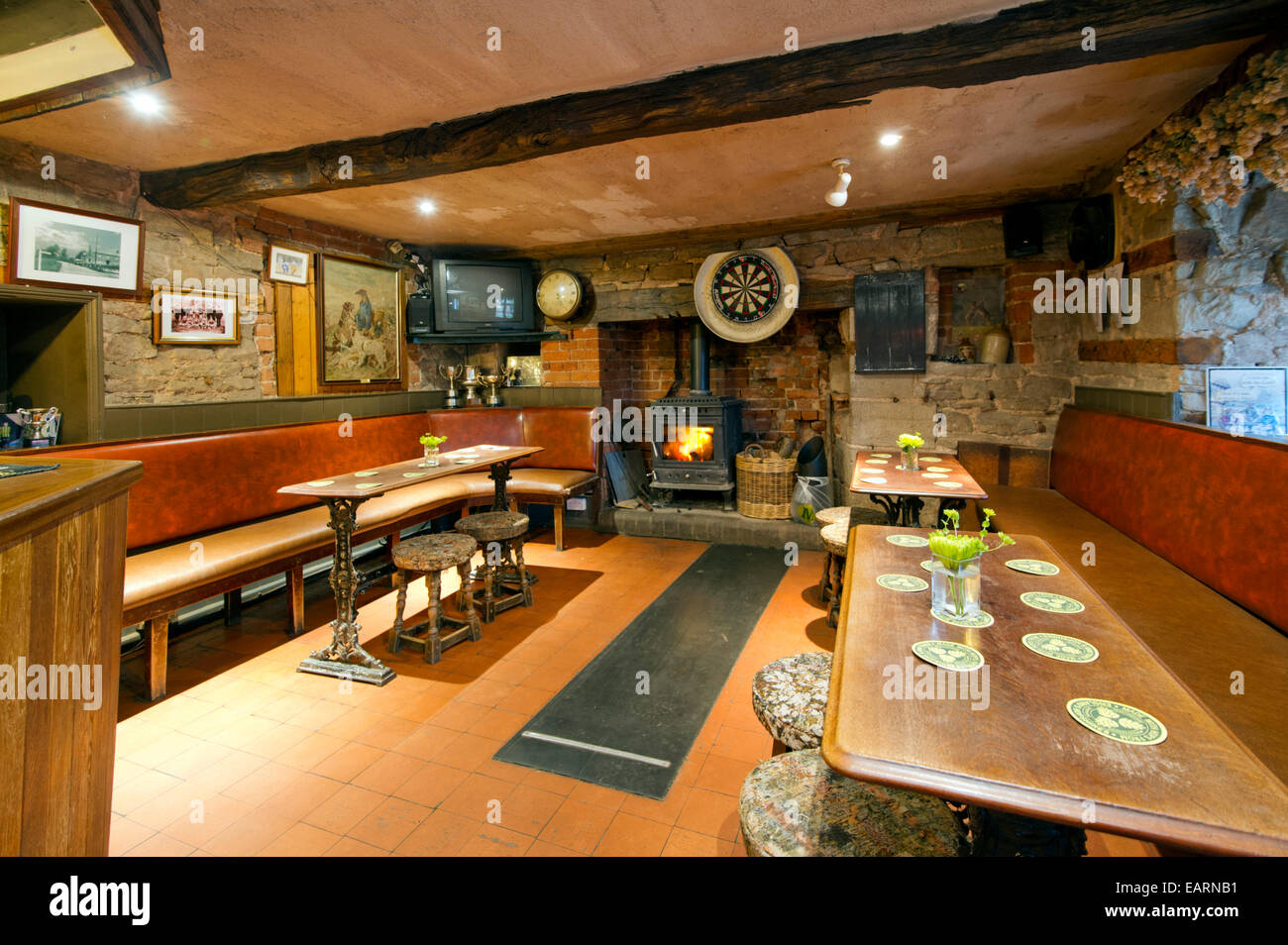 The Cross Keys public house at Withington, Herefordshire,UK Stock Photo Alamy