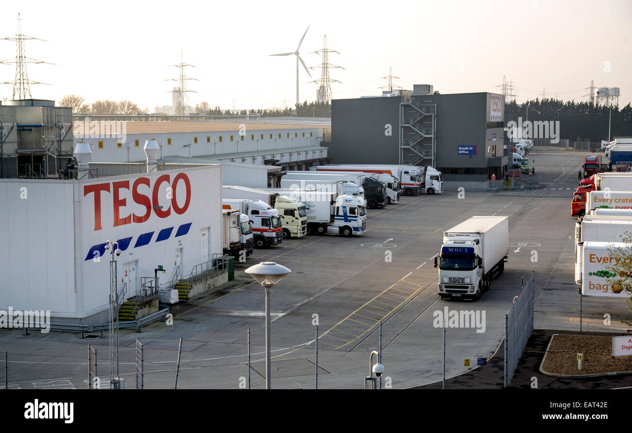 Tesco distribution plant in Rainham Essex Stock Photo Alamy