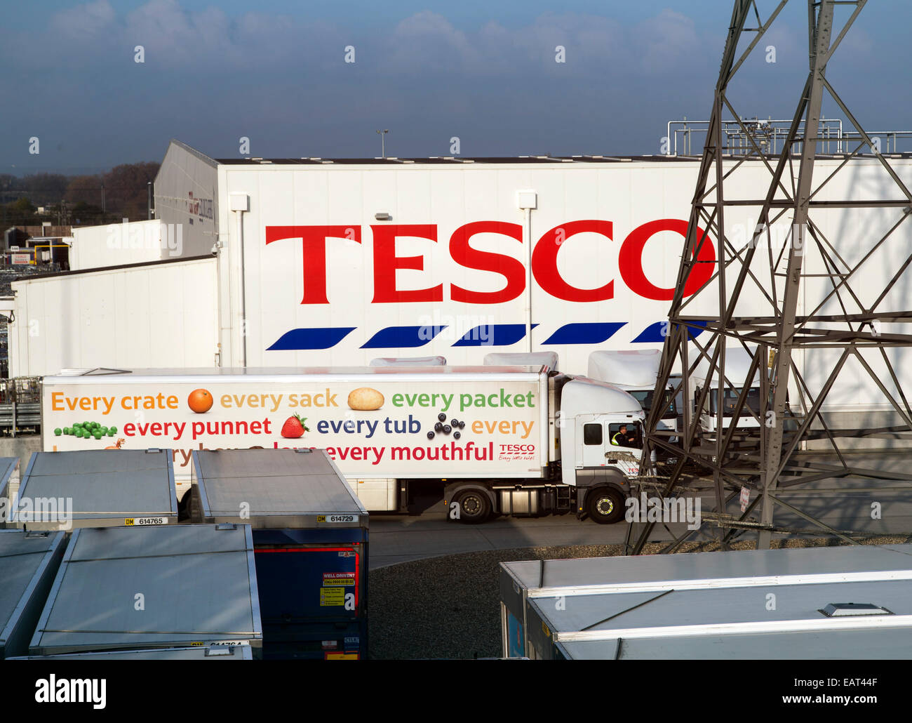 Tesco distribution plant in Rainham Essex Stock Photo Alamy