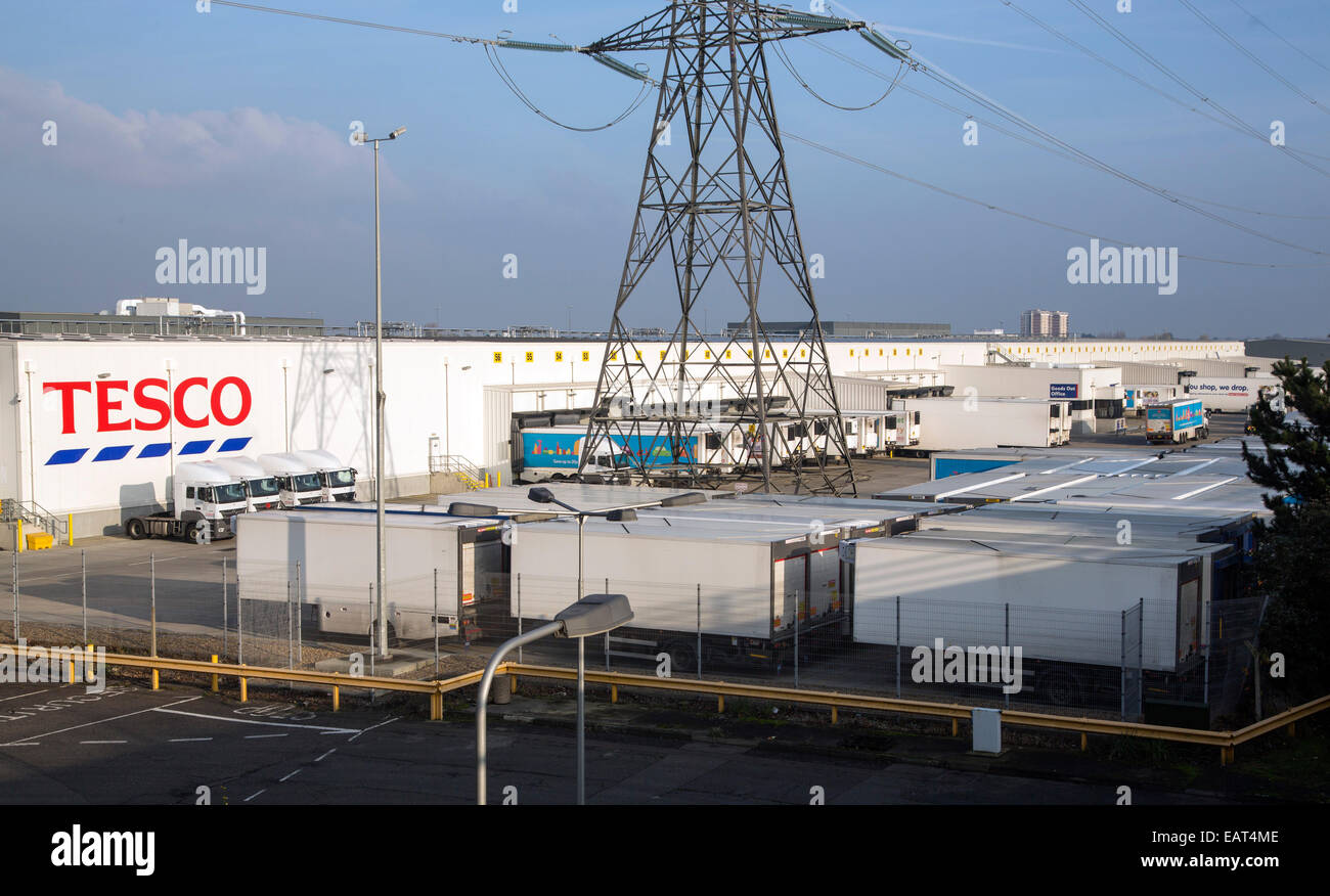 Tesco distribution plant in Rainham Essex Stock Photo Alamy