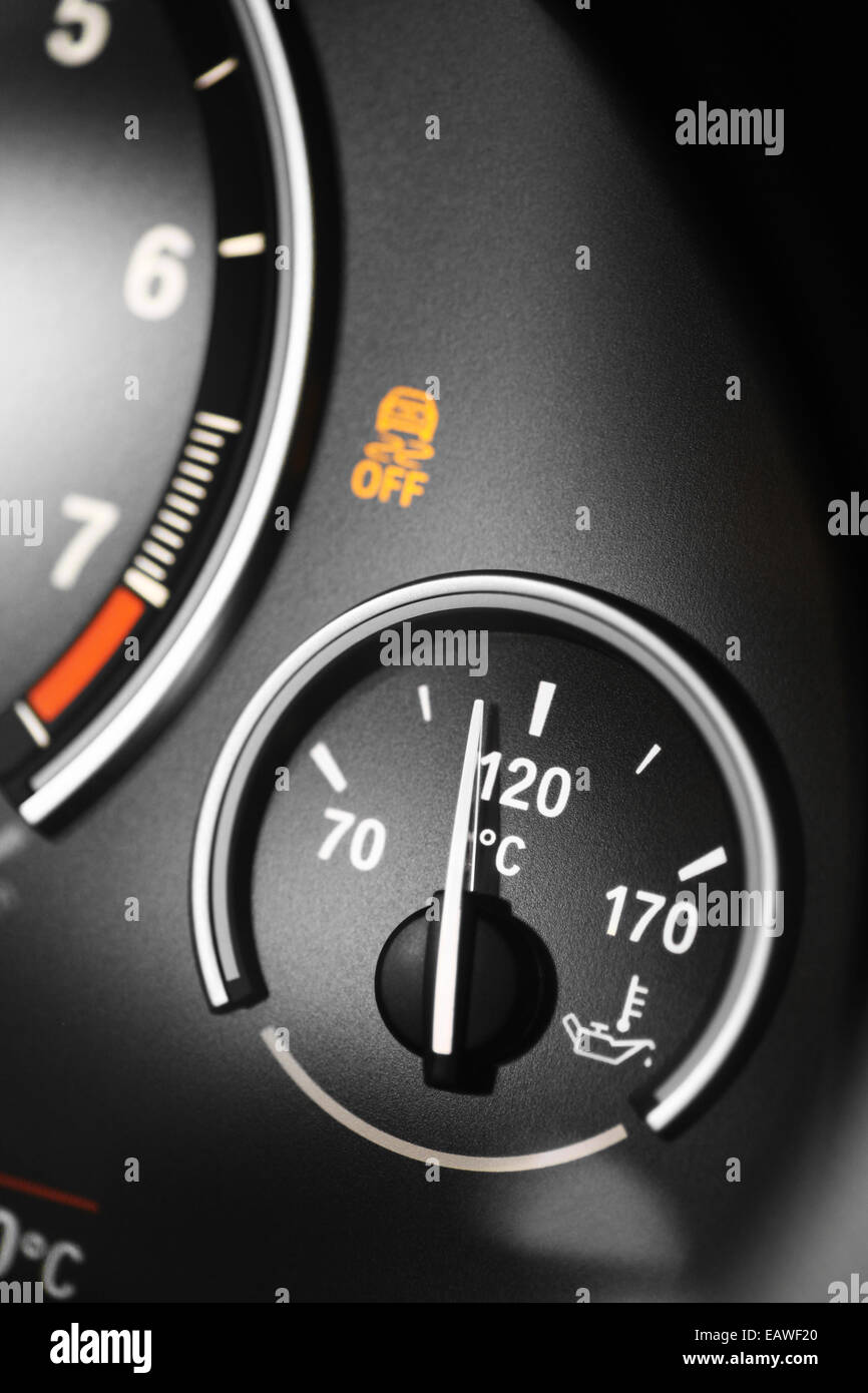 Coolant temperature gauge on a car's dashboard Stock Photo Alamy