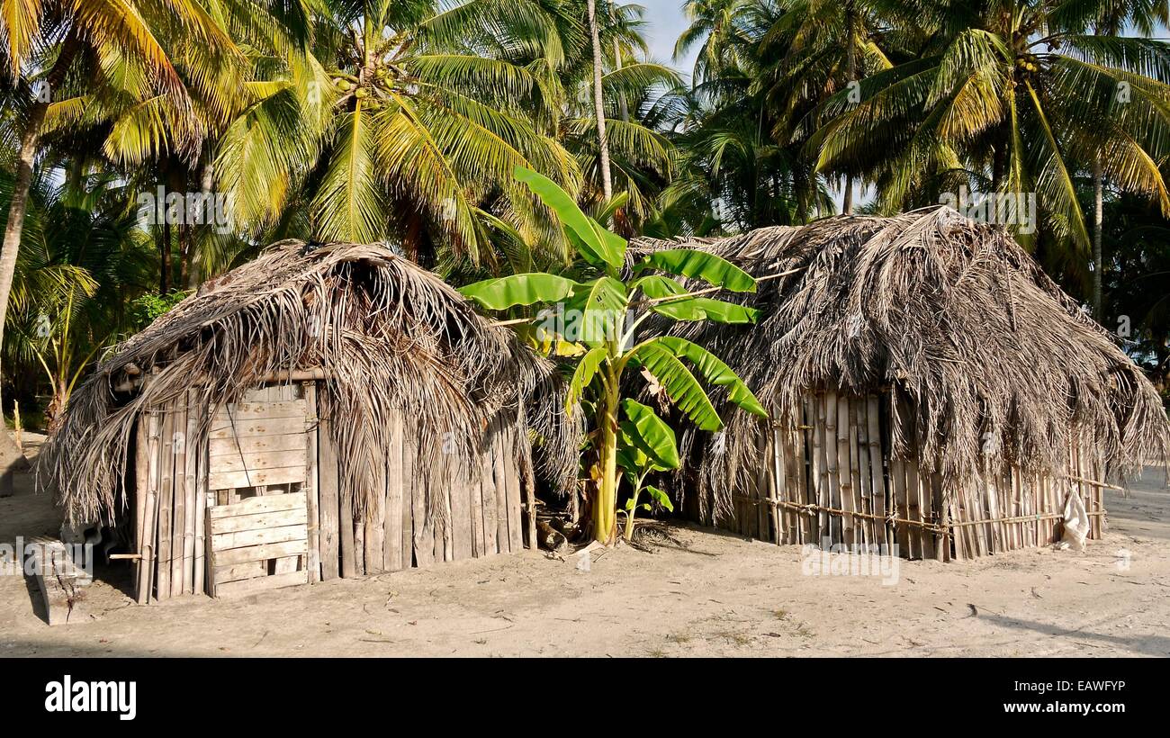 Traditional Kuna houses in the San Blas Islands Stock Photo Alamy