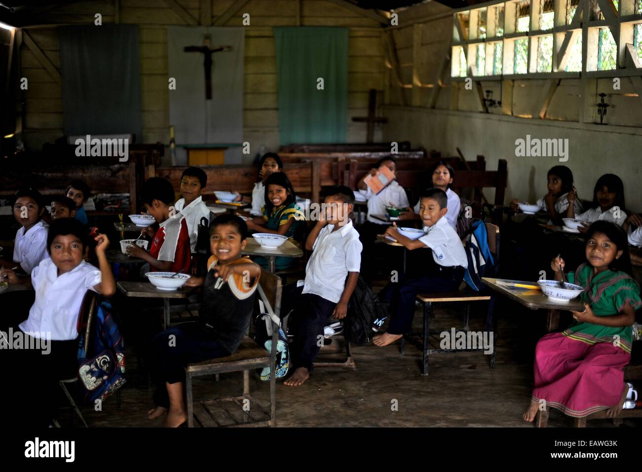 Ngobe Bugle Stock Photos & Ngobe Bugle Stock Images Alamy