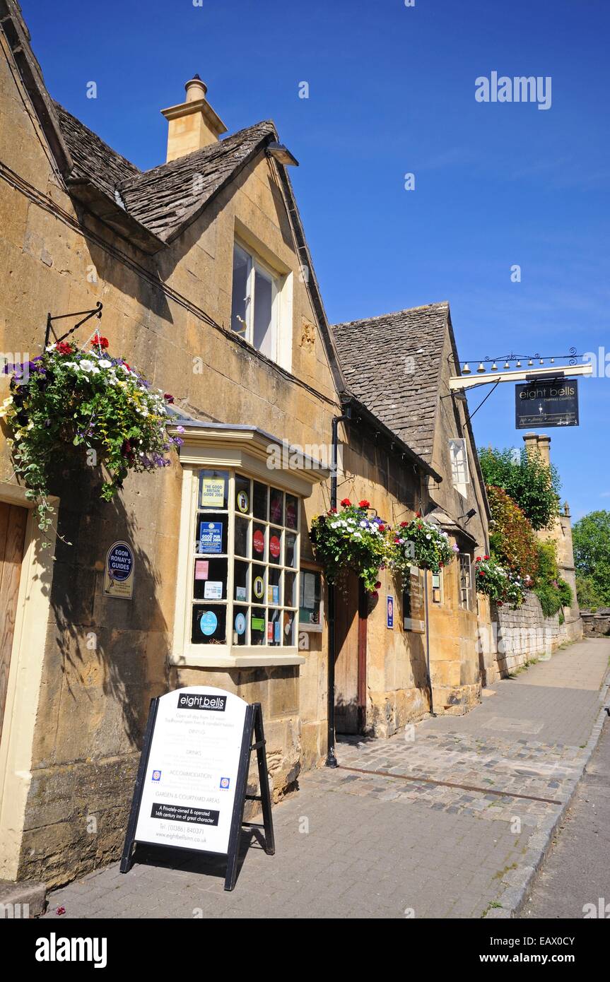 The Eight Bells Inn, Chipping Campden, The Cotswolds, Gloucestershire, England, UK, Western Europe. Stock Photo