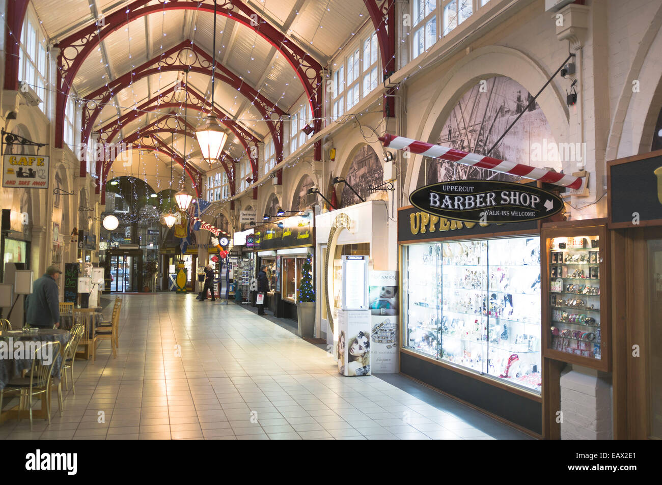 dh Victorian market INVERNESS INVERNESSSHIRE Interior of old shopping mall building shops uk arcade Stock Photo