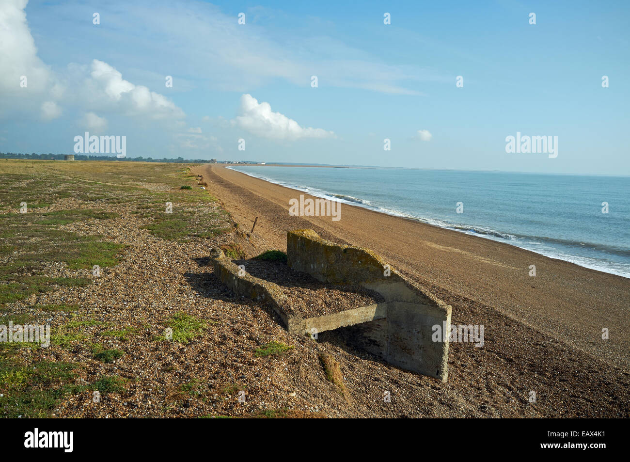 British ww2 coastal bunker hi-res stock photography and images - Alamy