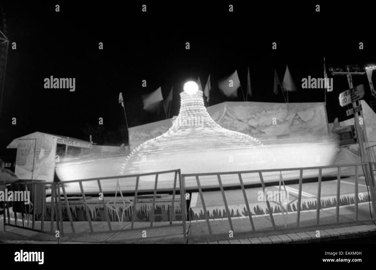 Fair ride north florida fair Black and White Stock Photos & Images - Alamy