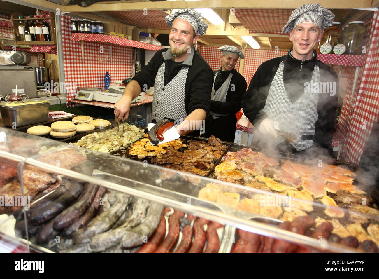 Bratislava, Slovakia. 21st Nov, 2014. Vendors prepare traditional ...