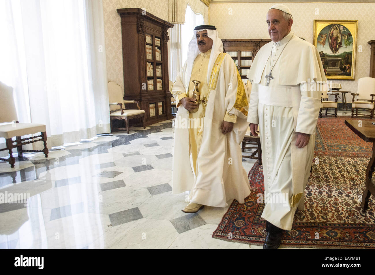 Pope Francis meets with Bahrain's King Hamad bin Isa Al Khalifa at the Vatican  Featuring: Pope Francis,Hamad bin Isa Al Khalifa Where: Rome, Italy When: 19 May 2014 Stock Photo