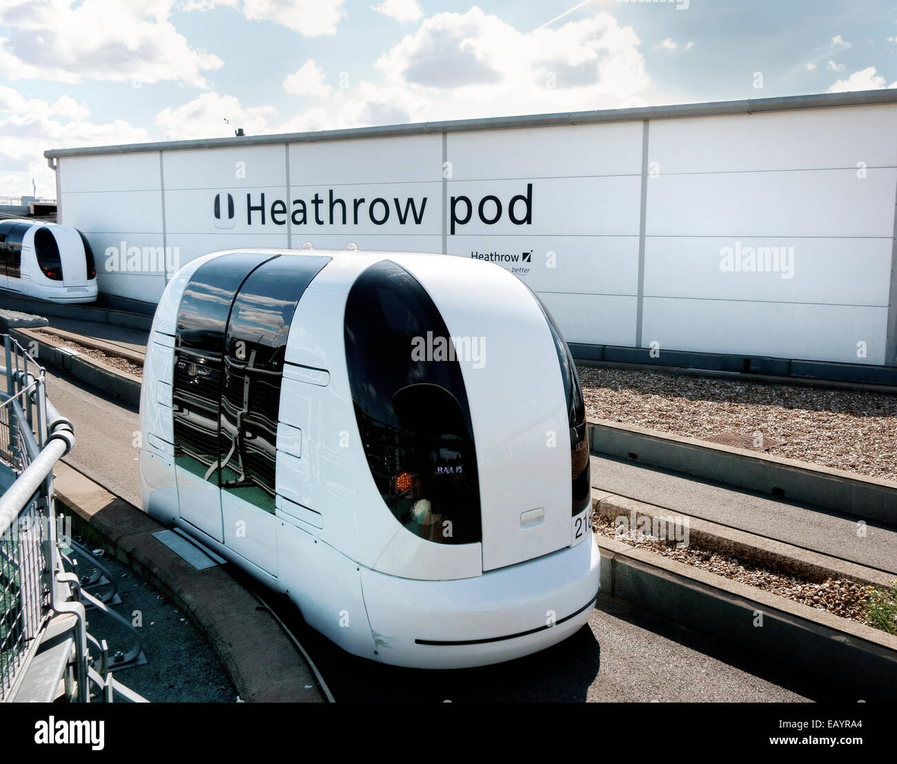Terminal 5 heathrow transport pods hi-res stock photography and images -  Alamy