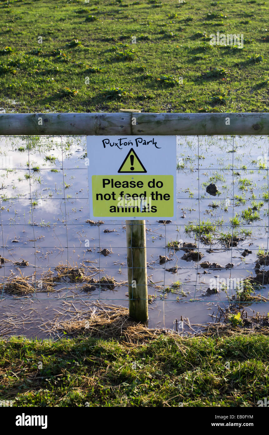 Puxton Park - Please do not feed the animals Stock Photo