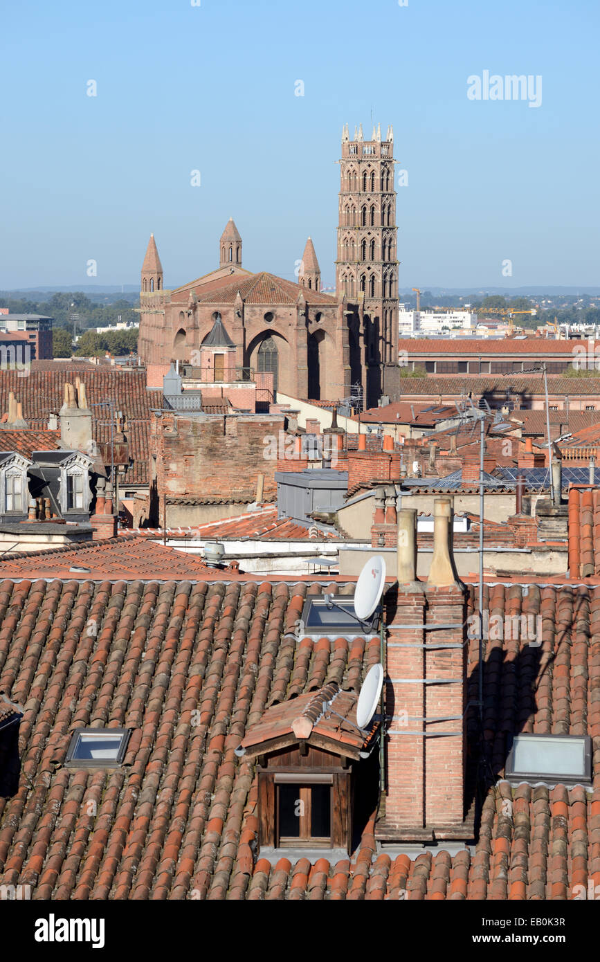 View over Rooftops & the Gothic Jacobins Church (c13-14th) Toulouse France Stock Photo