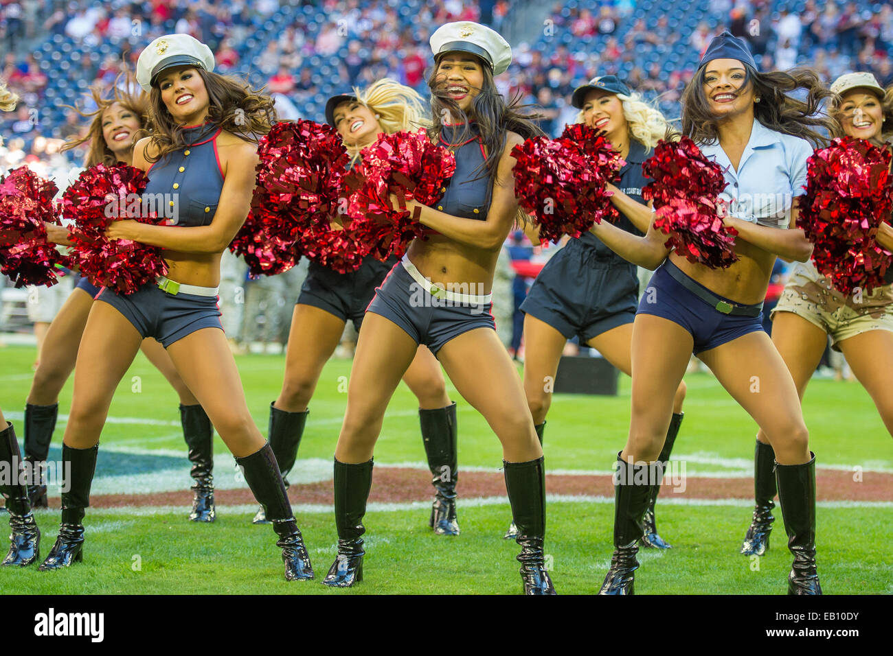 Nfl salute to service hi-res stock photography and images - Alamy