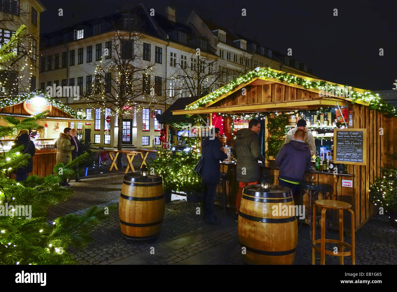 Weihnachtsmarkt auf dem Hbro Plads, Innenstadt, Kopenhagen, Region Hovedstaden, Dänemark, Europa Stock Photo