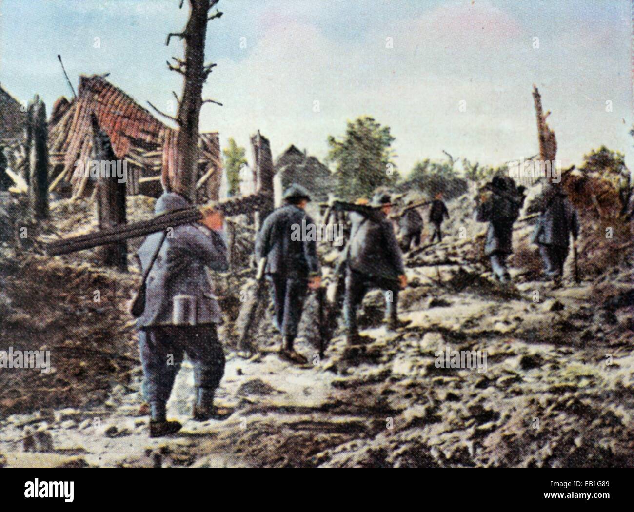 The contemporary colorized German propaganda photo shows French soldiers transporting war material to the front near Verdun, France, 1916. The battle of Verdun between the German Empire and France lasted from 21 February until 20 December 1916. It became a symbol of the tragic pointlessness of trench warfare for the Germans and French. Photo: Neumann Archive - NO WIRE SERVICE Stock Photo