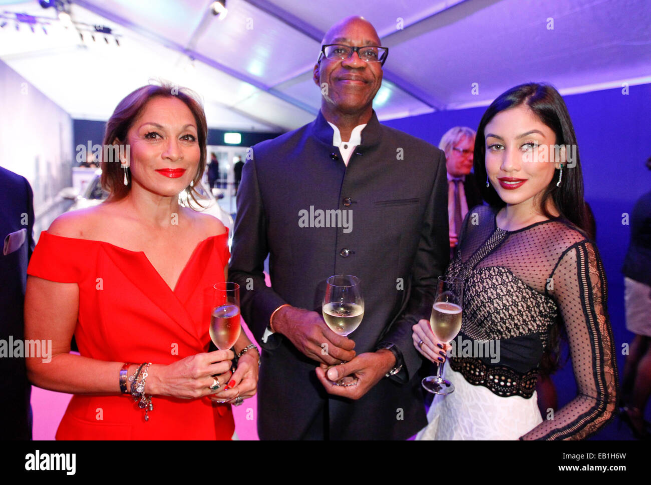 Zurich, Switzerland - Novemver 22, 2014: Laureus Charity Night with Edwin  Moses, Gloria Theiler and Daughter Luciana/picture alliance Stock Photo -  Alamy