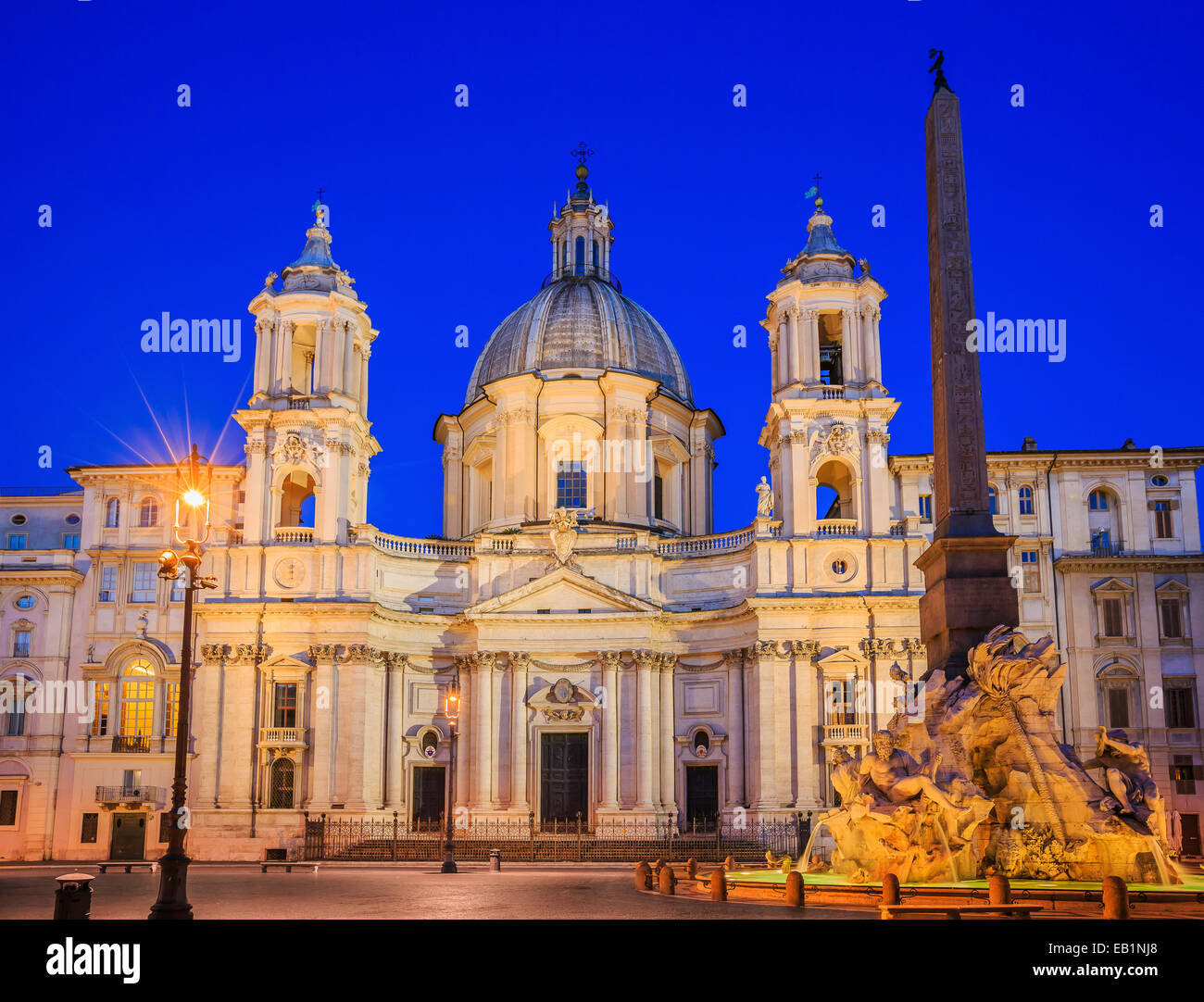 Monument bernini rome hi-res stock photography and images - Alamy