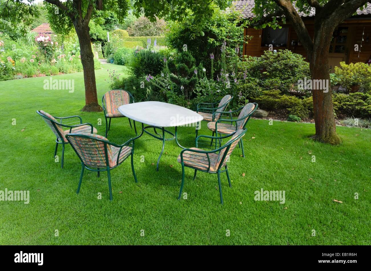 Lawn with seating area. Design: Marianne and Detlef Lüdke Stock Photo