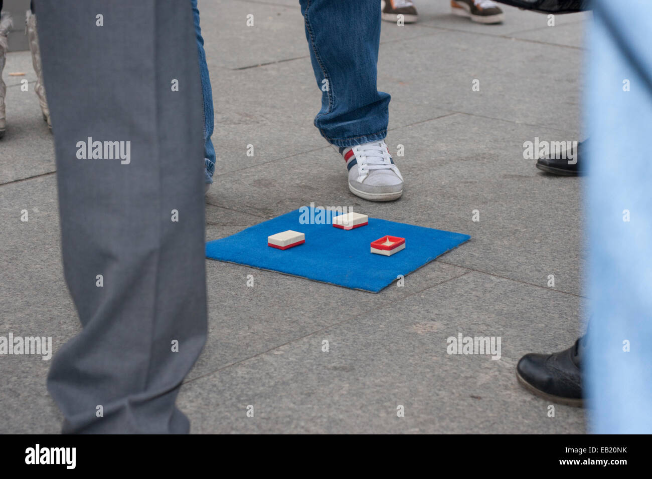 Thimblerigger Berlin Germany Stock Photo Alamy