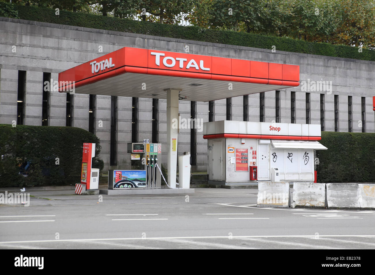 total energy petrol gas station Stock Photo